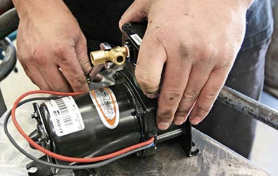 Как сделать компрессор из газового баллона своими руками
