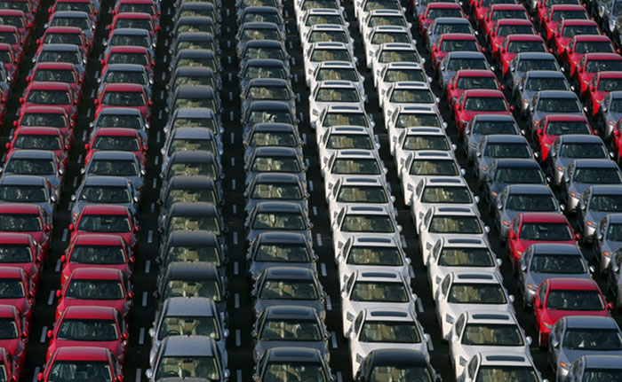 По итогам семи месяцев производство легковых авто в России сократилось на 2,6%