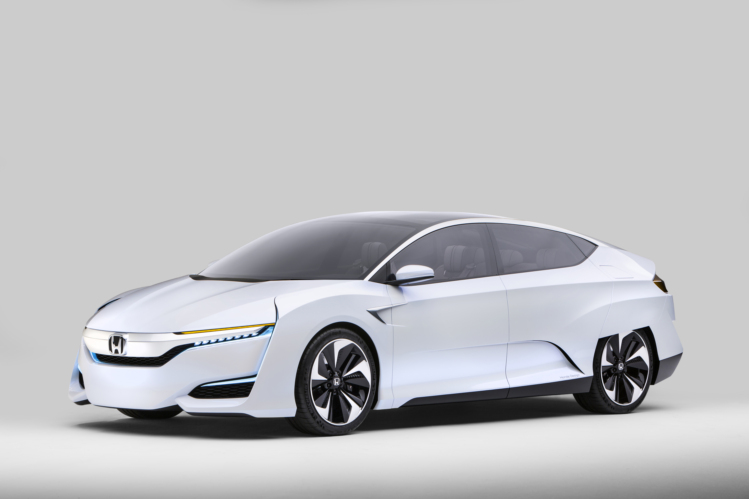 Honda пообещала гибрид и электромобиль к 2018 году